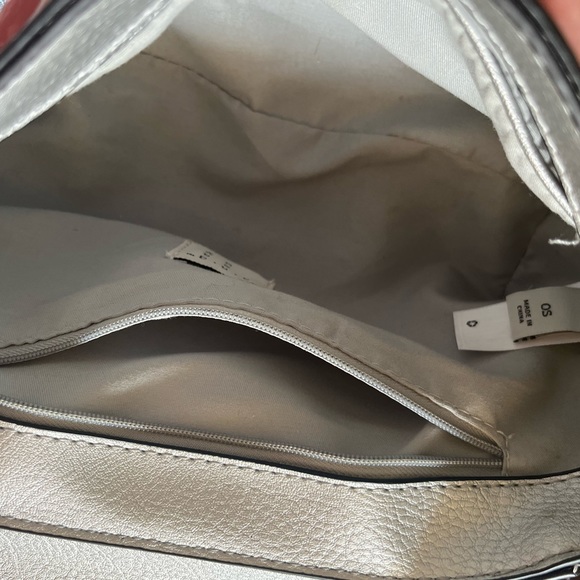A New Day silver crossbody bag - Picture 8 of 10